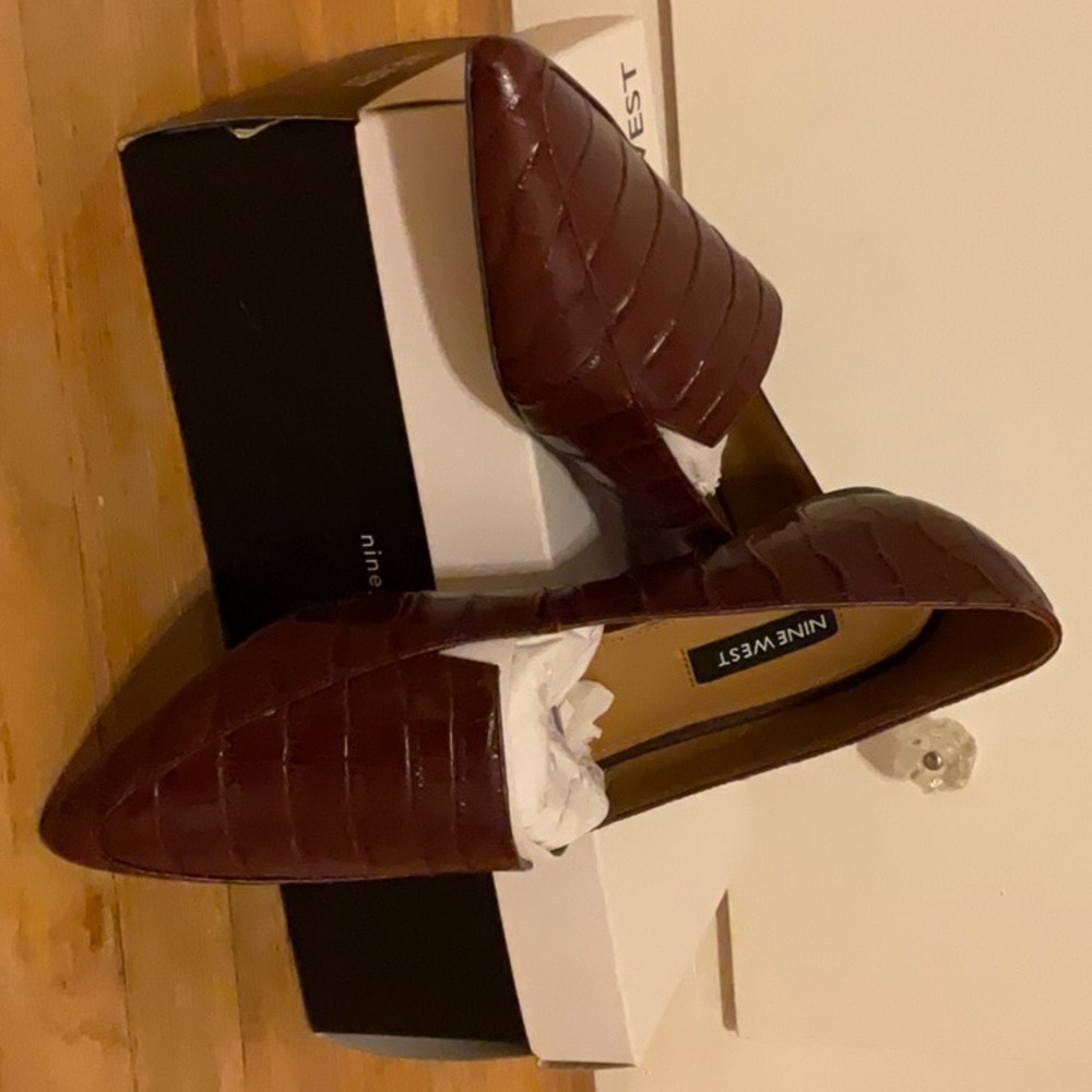 Nine West Burgandy Loafers Never Worn